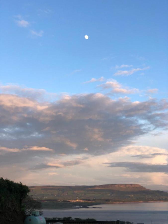 Foyle View *